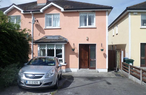 Loughrea Maison | Apple Guest House