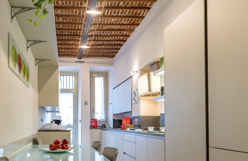 Roman Quarter Appartement | Apple House al Duomo by Wonderful Italy