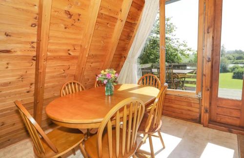 Corton Maison | Apple Tree Lodge
