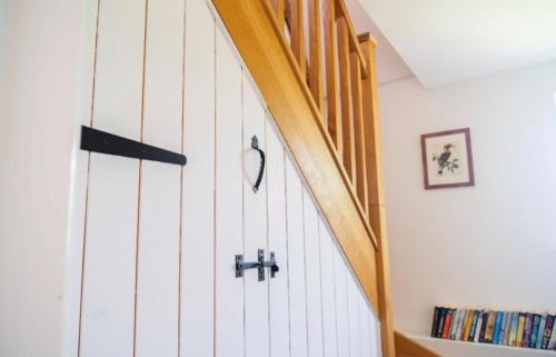 Manningford Bruce Maison | Applecott - 2 bedroom Thatched cottage close to Stonehenge