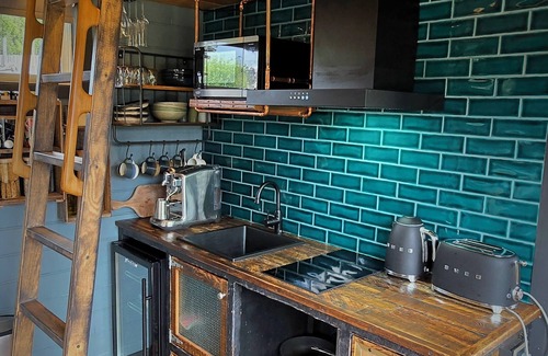 Huon Valley Cabine | Appledore - Cabin in the Valley