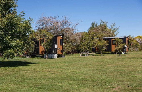 Harewood Maison | Applewood Cabin 1 by Tiny Away