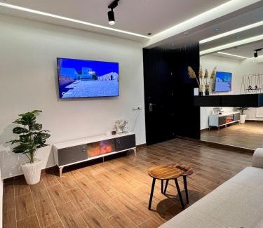 Gueznaia Appartement | Appt à 10 minutes de la plage et 2 minutes de l aéroport