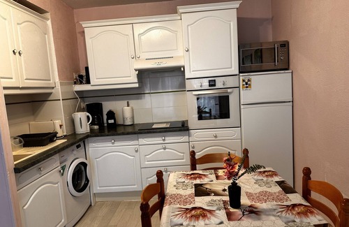 Lamalou-les-Bains Appartement | appt 2 ch 4-6 pers. on the ground floor - 10 min walk from the thermal baths