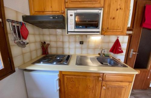 Le Grand-Bornand Appartement | Appt 2 pièces, 6 couchages, 900m télécabine, parking - FR-1-241-52