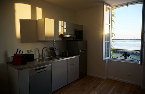 Portbail Appartement | appt. 3pièces 4 pers 45m² au 1er étage vue imprenable sur le havre de PORTBAIL
