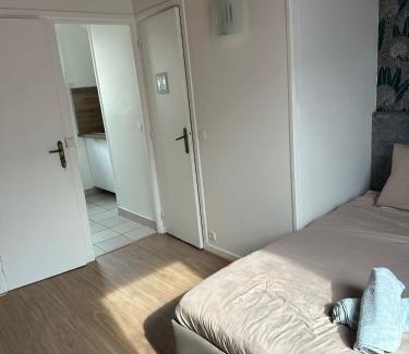 Sainte-Anne - Faubourg Noyon Appartement | Appt 5 a deux pas de la gare