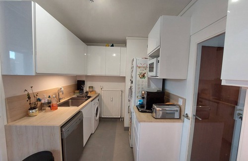 Clagny Glatigny Appartement | Appt. avec superbes vues + terasse.20 min a pied (commerces, gares, château)