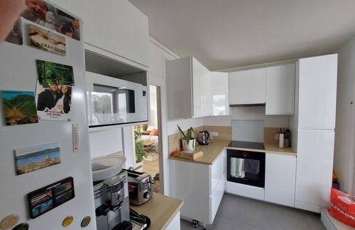 Clagny Glatigny Appartement | Appt. avec superbes vues + terasse.20 min a pied (commerces, gares, château)