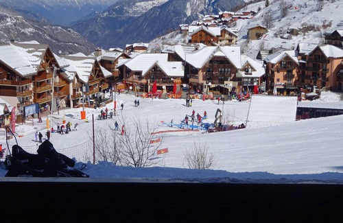 Valmeinier Appartement | Appt F2 4/5 PERS VUE ET SORTIE DIRECTE SUR PISTES. WIFI. CENTRE STATION