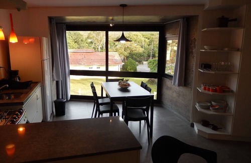 Centro Appartement | Nouvel appartement 102 avec terrasse privée et barbecue