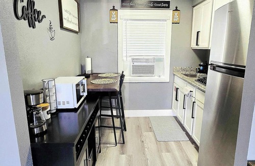 Baytown Appartement | APT#2 Quiet comfortable place near chemical plants