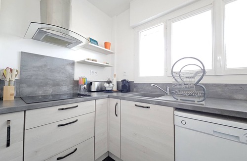 Pontaillac Appartement | Apt 4 classé 3*, 4 pers, 1 min de la plage, parking privé