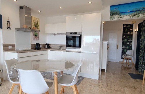 Pontaillac Appartement | Apt 4 pers, vue mer, plage à pied.