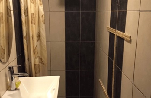 Roanne Appartement | Apt British sous les pentes (APT N°21)