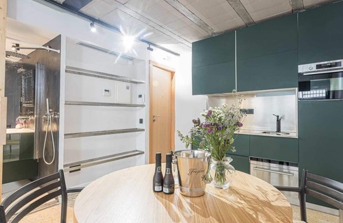 Sant Gervasi Appartement | Apt. proche du centre avec patio et jardin communs