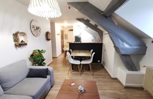 Saint-Hilaire-du-Harcouet Appartement | apt cozy refait à neuf à 5min du centre ville