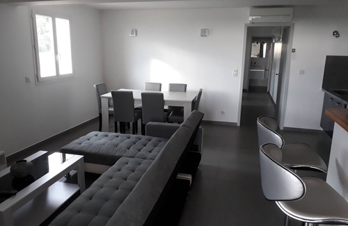 Ventiseri Maison | apt f3 vue imprenable mer et montagne plages 10mn