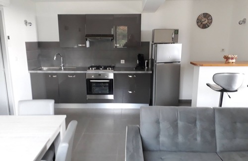 Ventiseri Maison | apt f3 vue imprenable mer et montagne plages 10mn