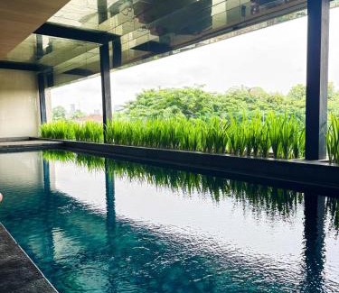 Bangka Appartement | Apt Kemang Village Tower Intercon with Wi-Fi and Pool by Damaresa