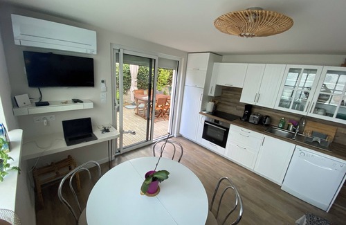 La Franqui Appartement | Apt La Franqui - Terrasse - Verdure et Vue sur mer