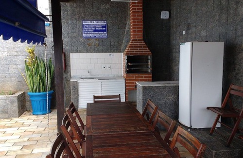 Indaia Appartement | Apt Martim de Sá, dortoir, piscine, barbecue, jusqu'à 6 personnes