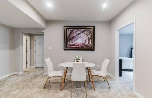 Winchester Appartement | Apt movie theater game room treadmill