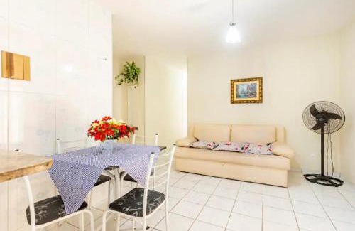 Praia do Morro Appartement | Apt na quadra da praia do Morro com área Lateral