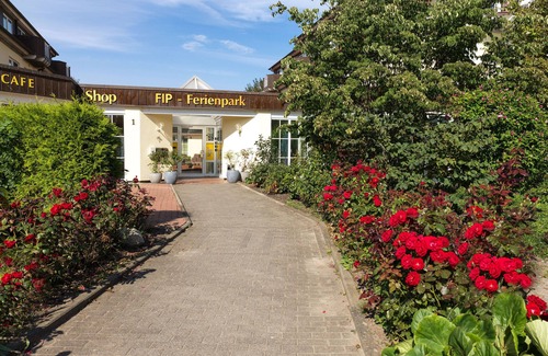 Insel Poel Appartement | Apt. OSTSEEWOGE - Cozy living just 500 meters from the natural beach