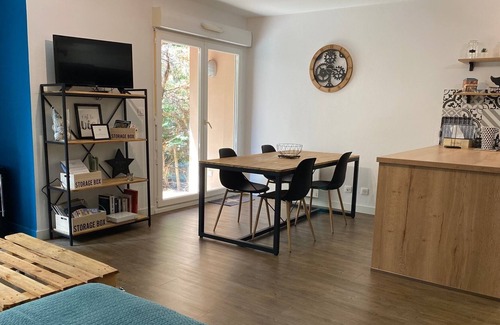 Bergerac Appartement | Apt Parc, hyper centre, wifi, terrasse