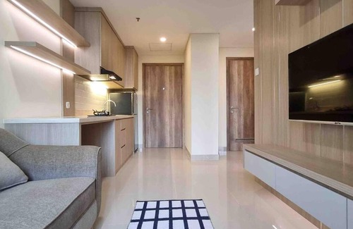 Ragunan Appartement | Apt Pejaten Park 1BR Khaki with SmartTv and Pool