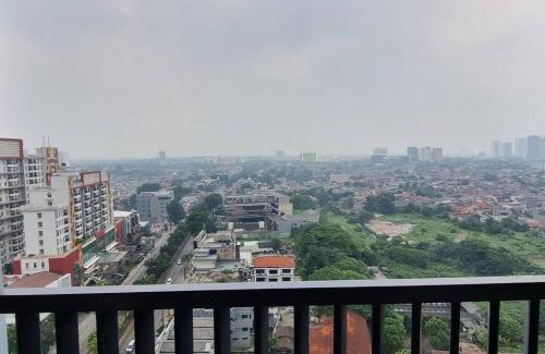 Ragunan Appartement | Apt Pejaten Park Residence 2 BR Grey dgn Netflix, Bathub, Pool