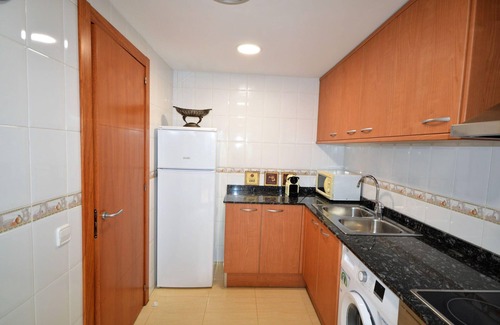 Sant Pere Pescador Appartement | Apt. S Sebastià, B-1 - piscine et jardin communautaires, wifi, clime, grande terrasse, situation centrale.