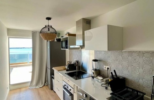Balaruc-les-Bains Appartement | APT T2 40M2 à 5 minutes des thermes, première ligne, ideal curiste !