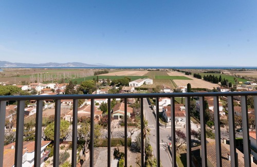 Bon Relax Appartement | Apt TCanigo9B - Wifi, vue, parking.