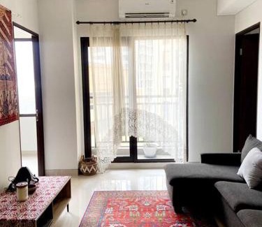 Bekasi Appartement | Apt Transpark Cibubur 2 BR With Wi-Fi & Pool