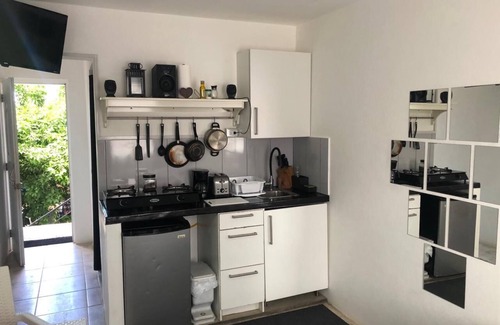 El Callejon Appartement | APT3, Super économique, confortable, équipé, climatisé, excellent emplacement.