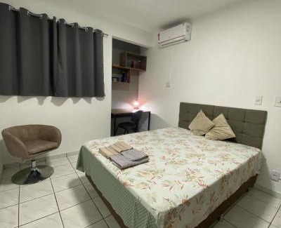 Dourados Appartement | Apto charmoso no Parque dos IPES 2 Quartos casal ArCond WiFi 400M Home Office Garagem em Dourados