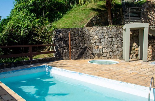 Sao Francisco da Praia Appartement | Apto completo a 900m da Praia de São Francisco/SP