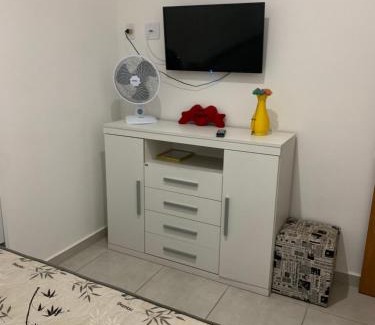 Estufa I Appartement | Apto em Ubatuba divisa com a Praia de Itagua e facil acesso as praias fica ao lado do Atacado Tenda da rodovia Rio Santos