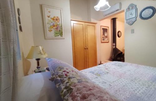 Bairro Lago Negro Appartement | Apto para 4 pessoas Cantinho da Mimosa à 4 min do centro, próx ao lagoNegro com wi-fi aceita Pet