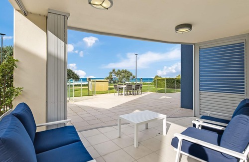 Tugun Appartement | Aqua Solai 2 - Absolute Beachfront Tugun - Min. 3 night stays!