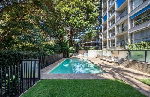 Rushcutters Bay Appartement | 'Aquarius Rising' Poolside in Rushcutters Bay