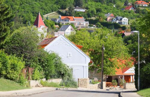 Balatonfured Maison | Arácsi Vendégház