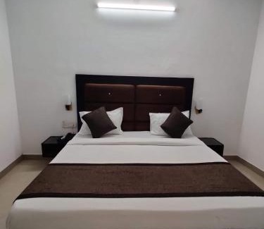 Shikohabad Maison | Aradhaya Guesthouse