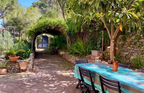 Bindua Maison | AragoniteAzzurra Casa Vacanza