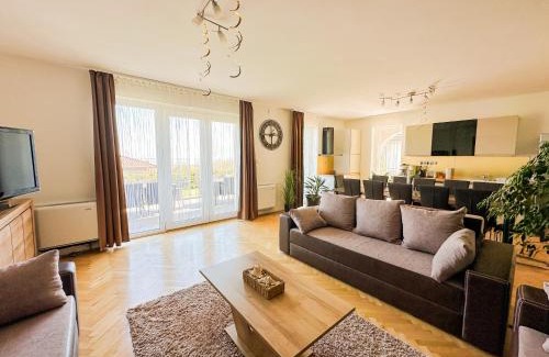 Balatonalmadi Appartement | Aranyeső Apartmanházak No.1
