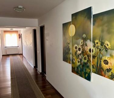 Sindominic Lit Et Petit-Déjeuner | Aranykakas étterem és panzió
