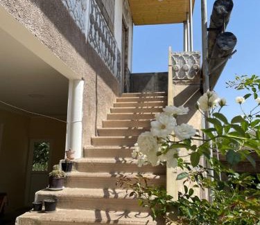 Yeghegnadzor Maison | ARARAT 3-room guest house
