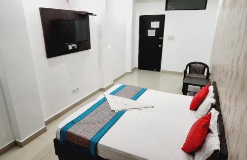 D6 Lit Et Petit-Déjeuner | Aravali Residency B&B